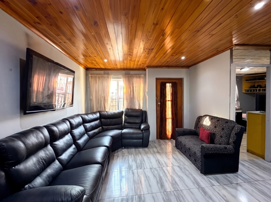 2 Bedroom Property for Sale in Belhar Western Cape
